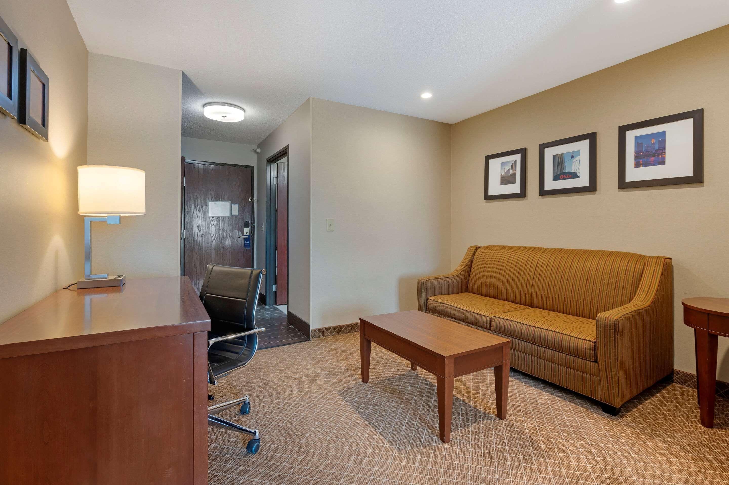 Comfort Inn Pickerington Экстерьер фото