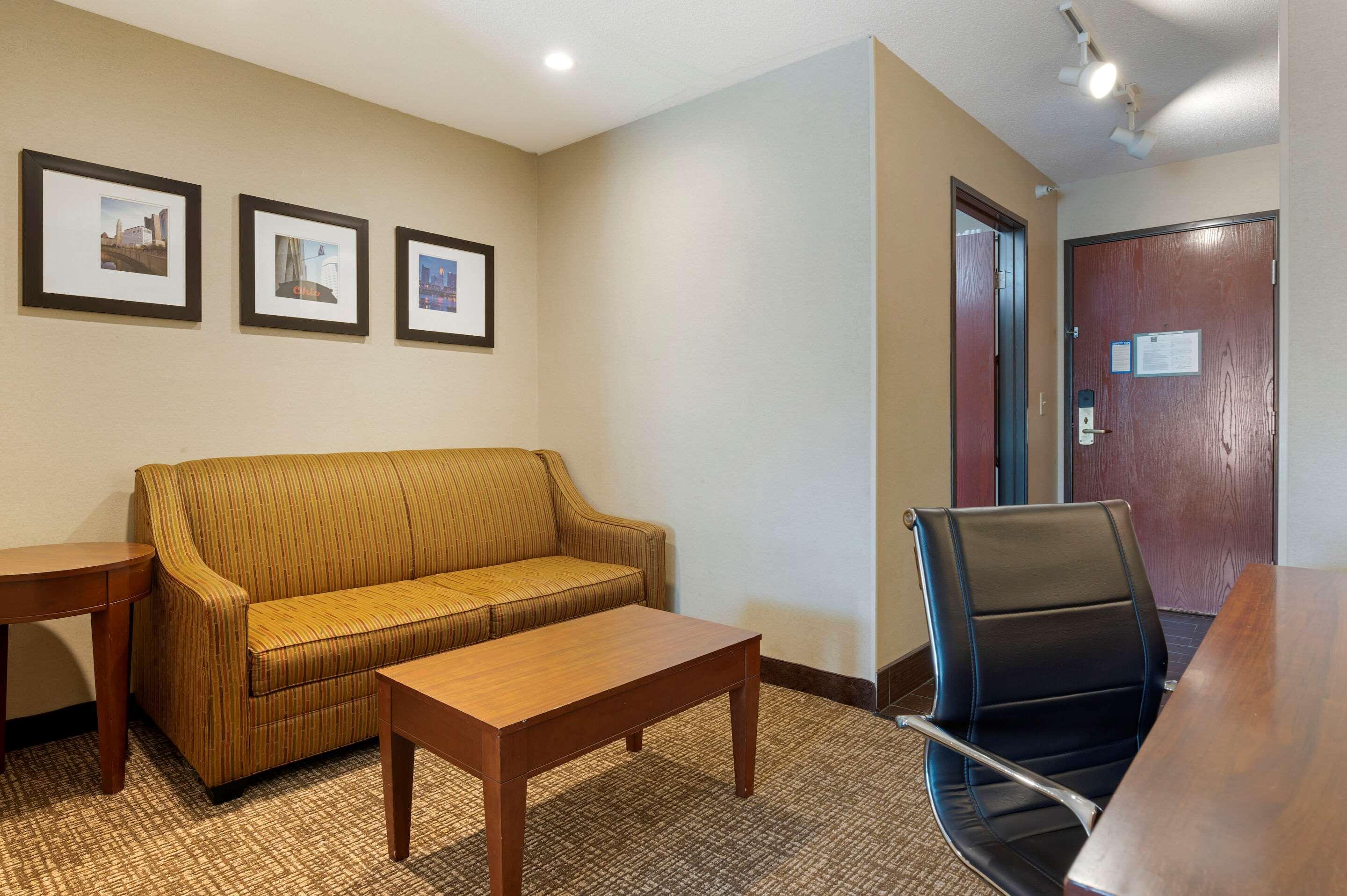 Comfort Inn Pickerington Экстерьер фото